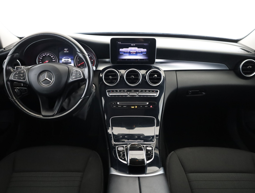 Mercedes-Benz C, 2016