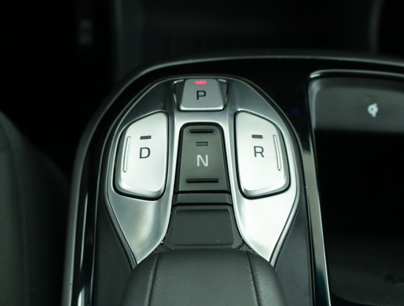 Hyundai Ioniq, 2021