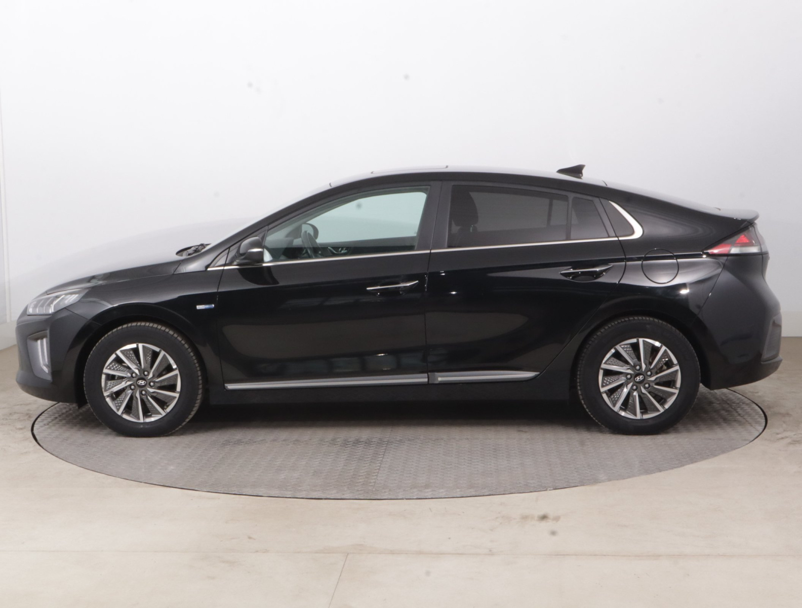 Hyundai Ioniq Electric 38 kWh, 2021 4