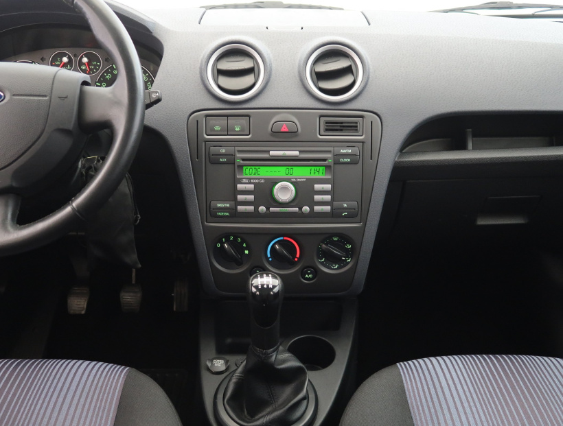 Ford Fusion, 2009