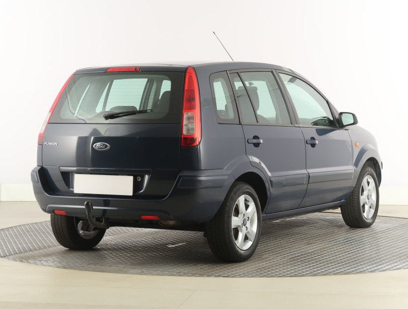 Ford Fusion, 2009