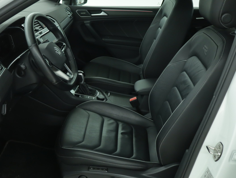 Volkswagen Tiguan, 2022