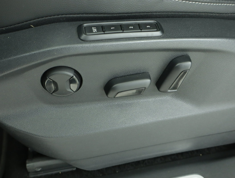 Volkswagen Tiguan, 2022