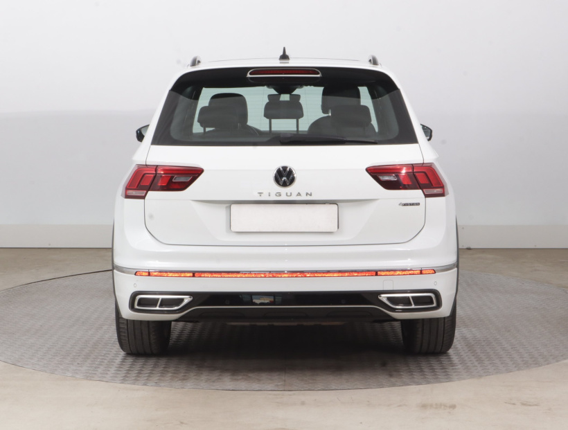 Volkswagen Tiguan, 2022
