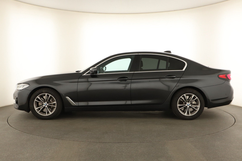 BMW 5, 2020