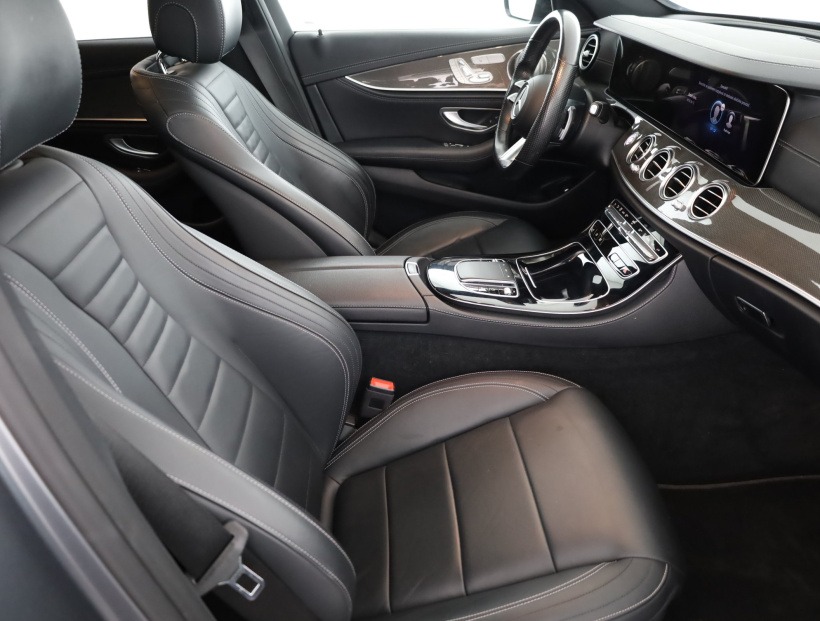Mercedes-Benz E, 2021