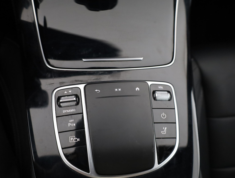 Mercedes-Benz E, 2021
