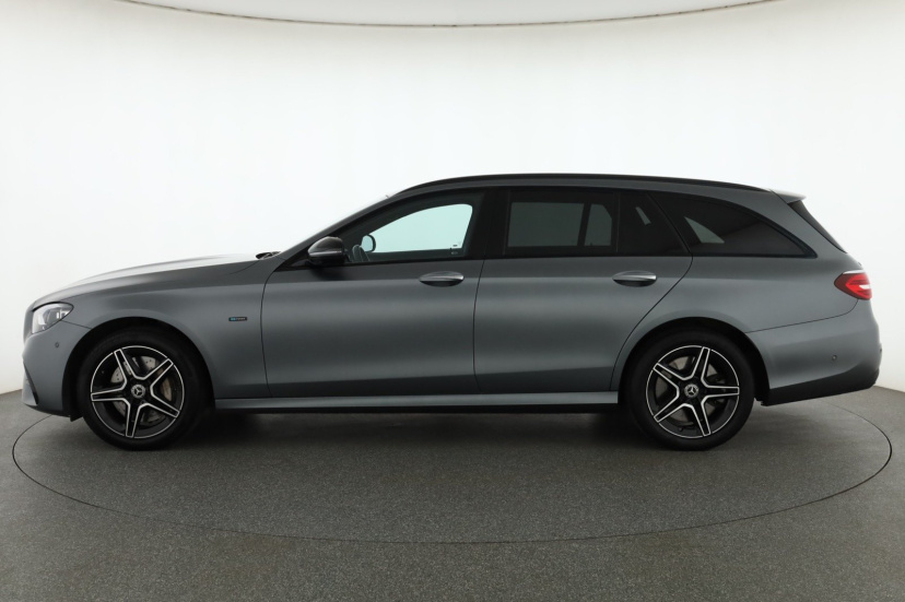 Mercedes-Benz E, 2021