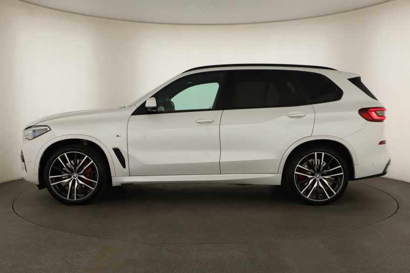 BMW X5, 2021