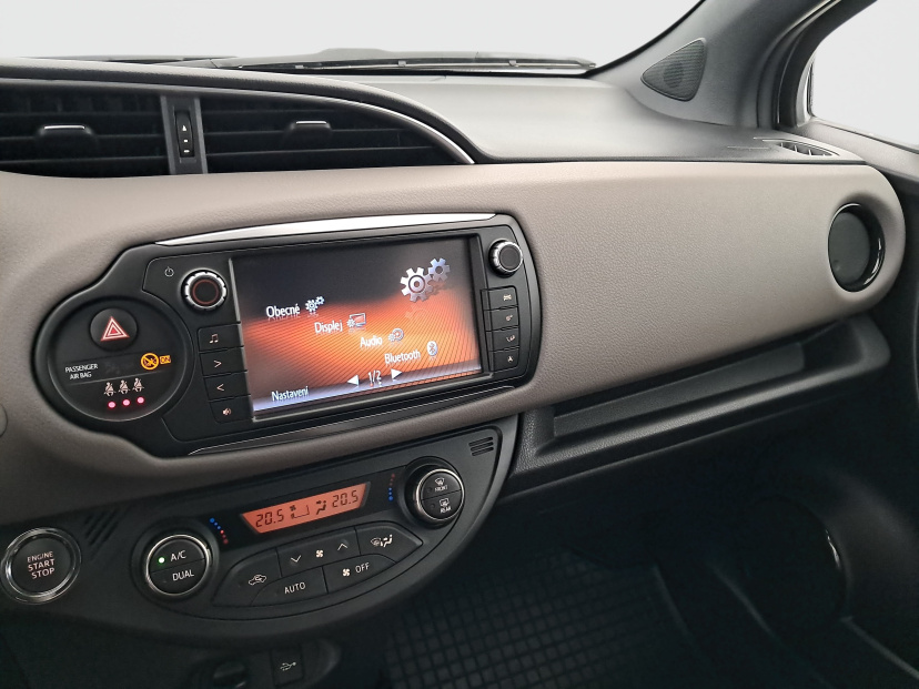 Toyota Yaris, 2016