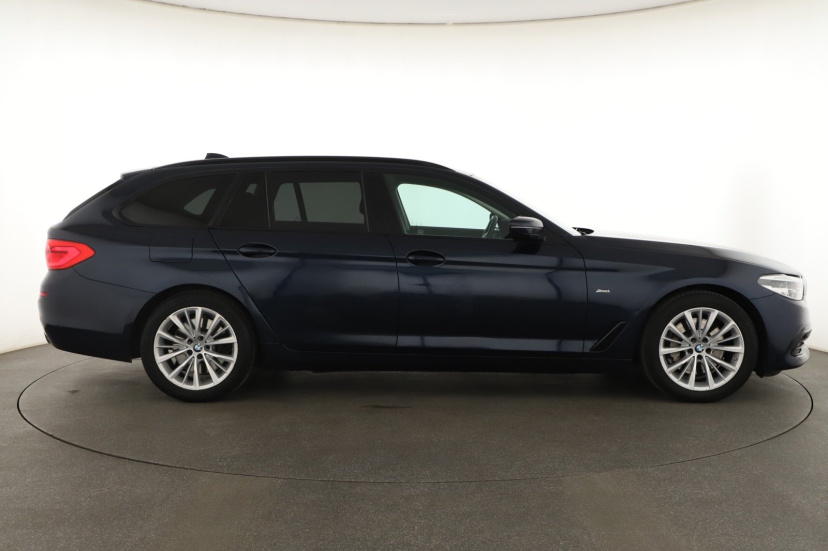BMW 5, 2017