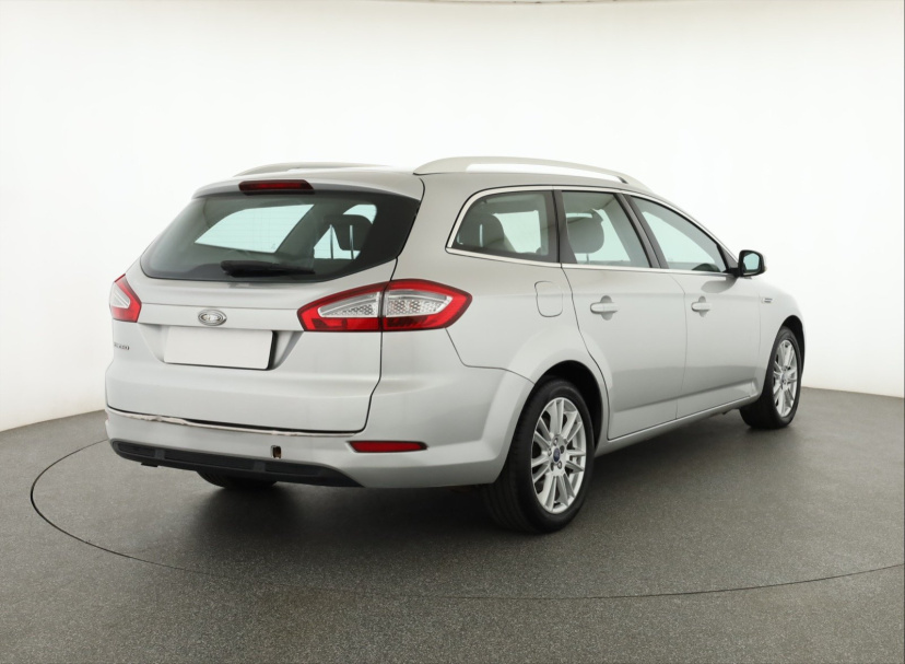Ford Mondeo, 2011