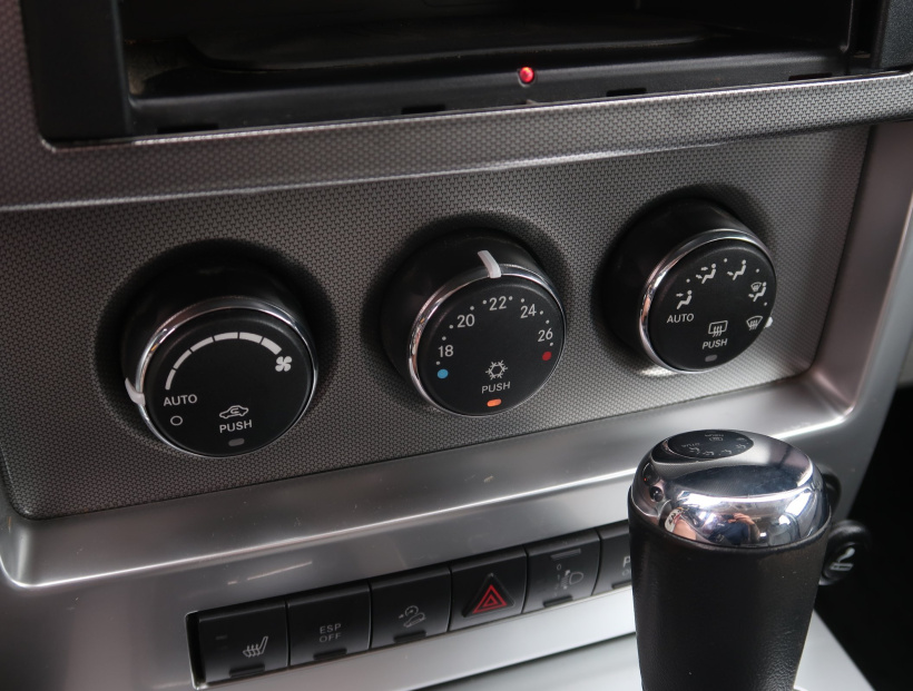 Jeep Cherokee, 2009