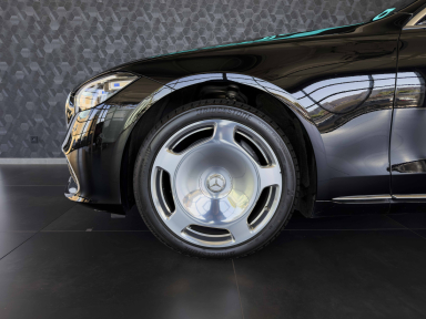 Mercedes-Benz Maybach - 2026
