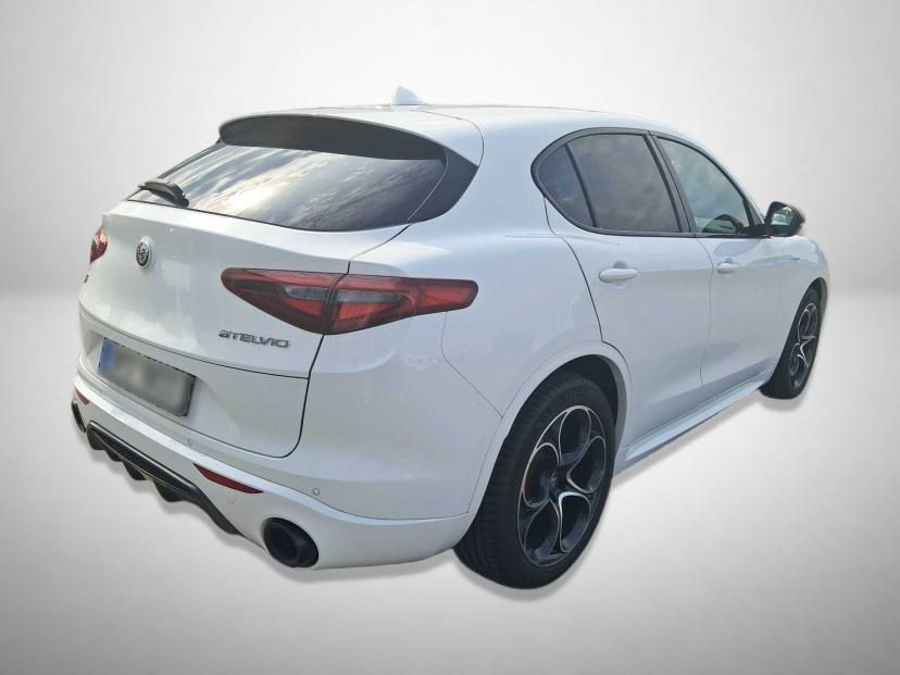 Alfa Romeo Stelvio, 2024