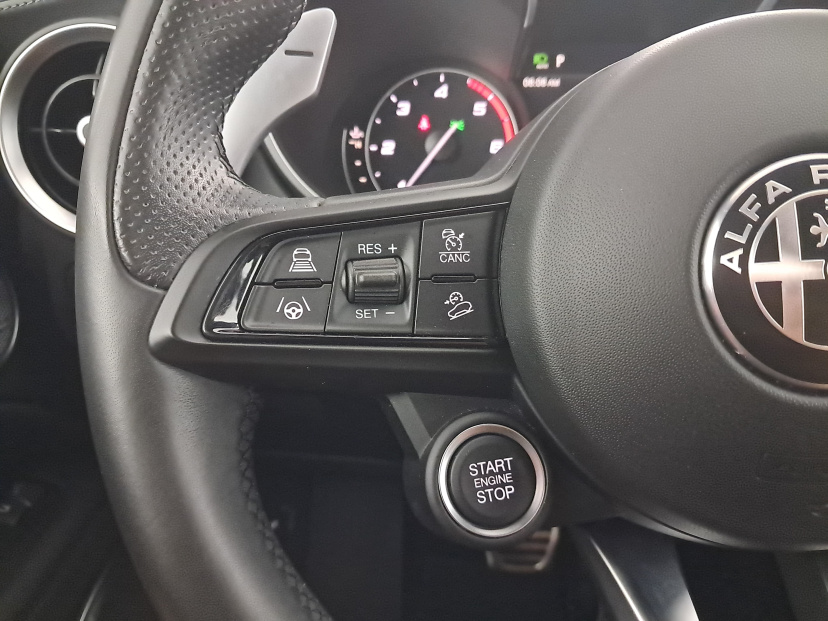 Alfa Romeo Stelvio, 2024