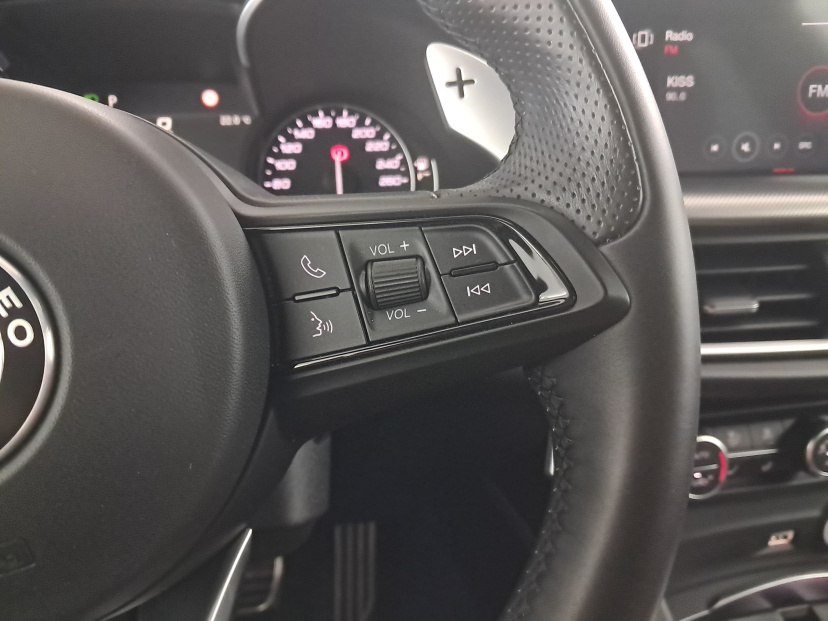 Alfa Romeo Stelvio, 2024