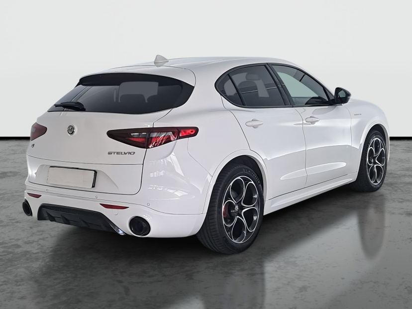 Alfa Romeo Stelvio, 2024