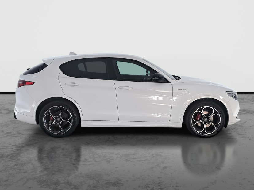 Alfa Romeo Stelvio, 2024