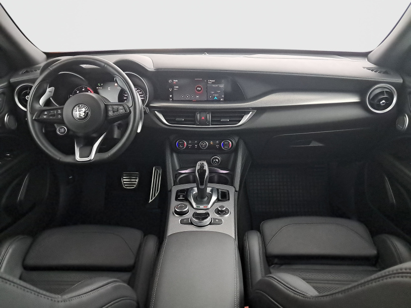Alfa Romeo Stelvio, 2024