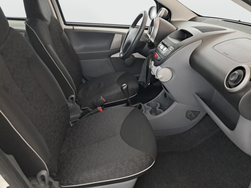 Peugeot 107, 2011