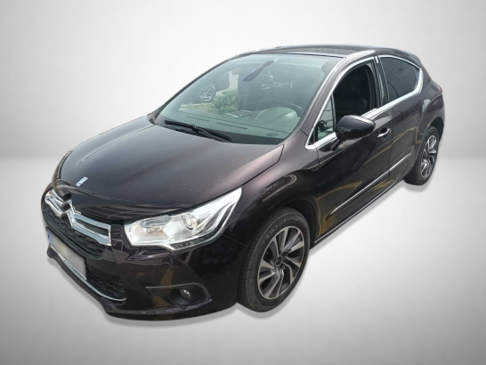 DS 4