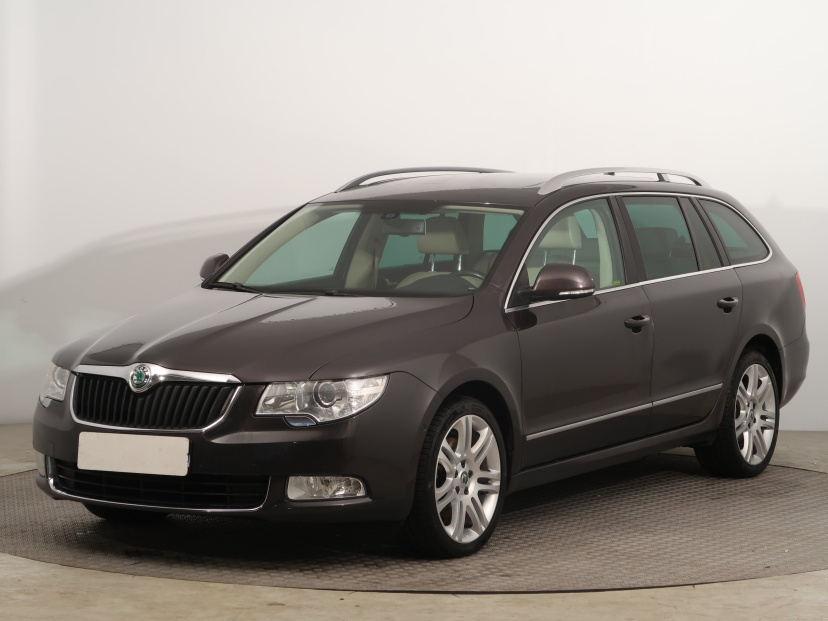 Škoda Superb, 2009