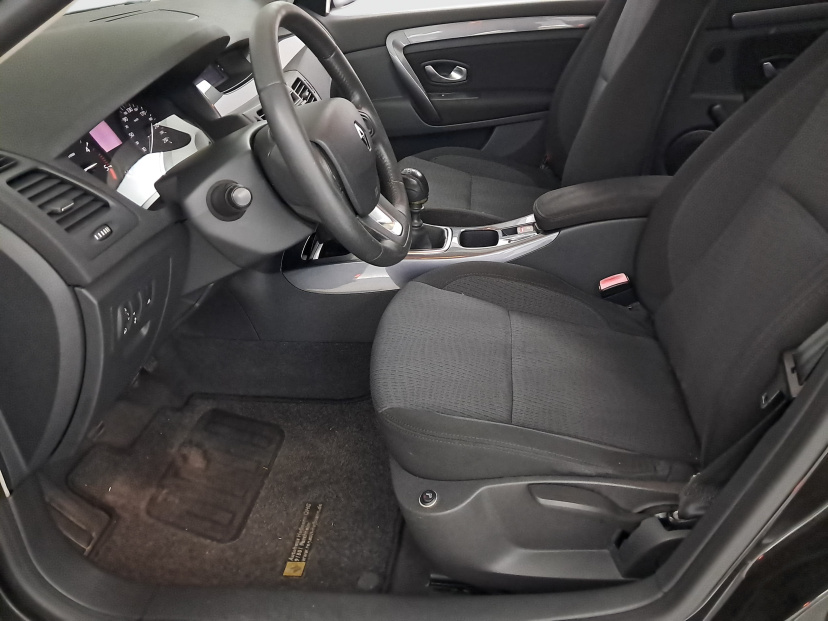 Renault Laguna, 2010