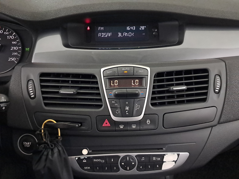 Renault Laguna, 2010