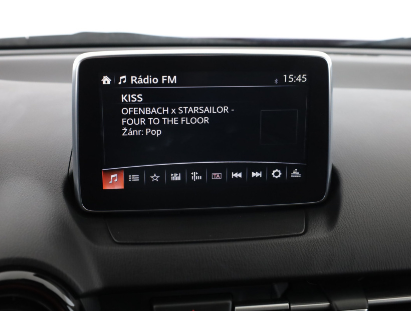 Mazda CX-3, 2016