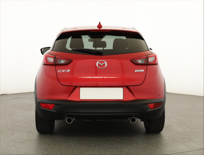 Mazda CX-3, 2016