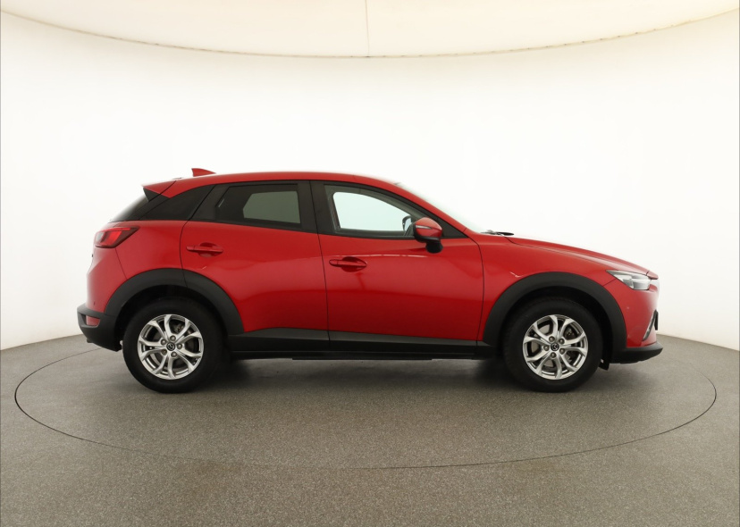 Mazda CX-3, 2016