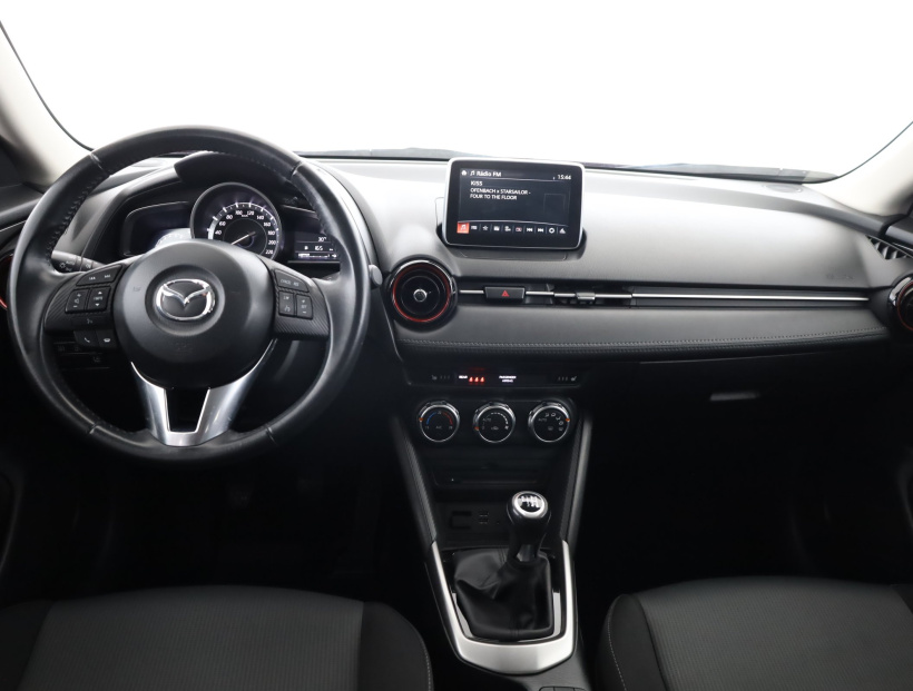 Mazda CX-3, 2016