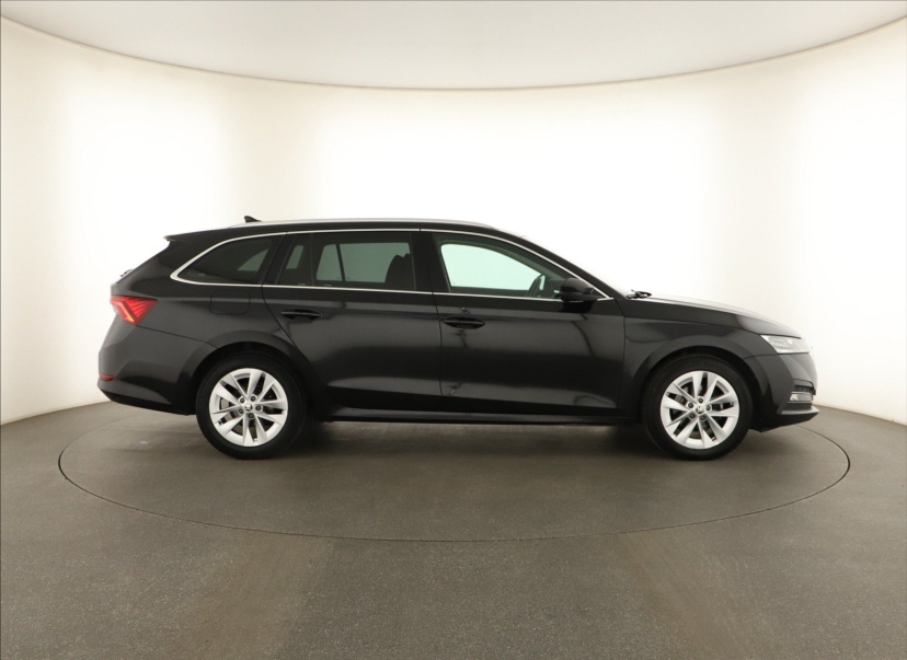 Škoda Octavia, 2021