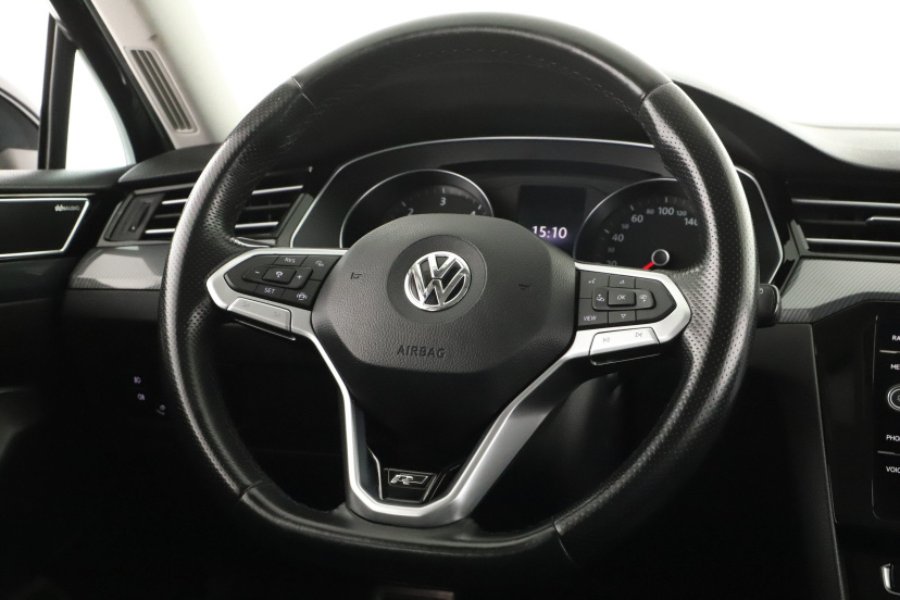 Volkswagen Passat, 2020