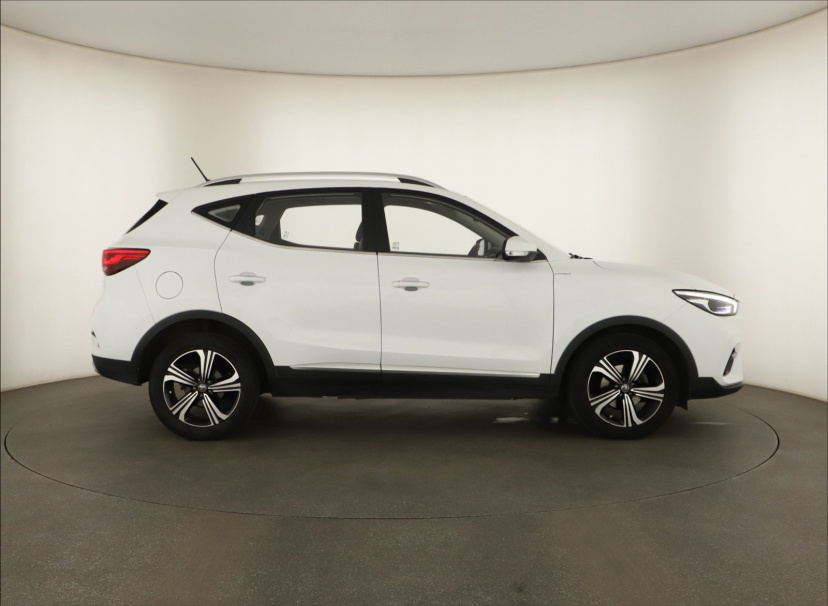 MG ZS SUV, 2023