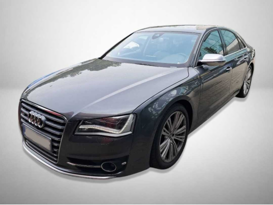 Audi S8