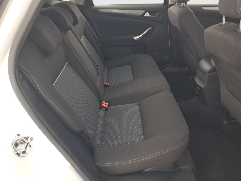 Ford Mondeo, 2013