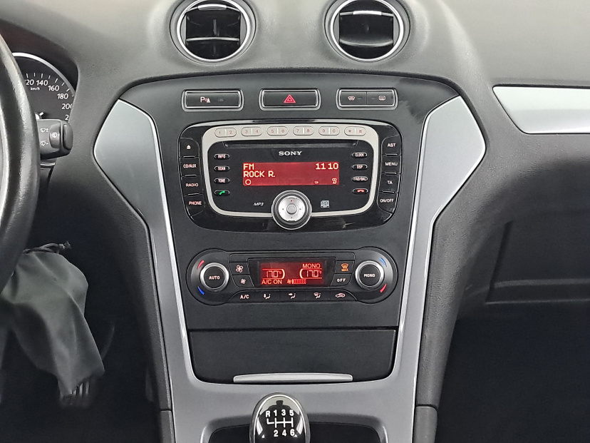 Ford Mondeo, 2013