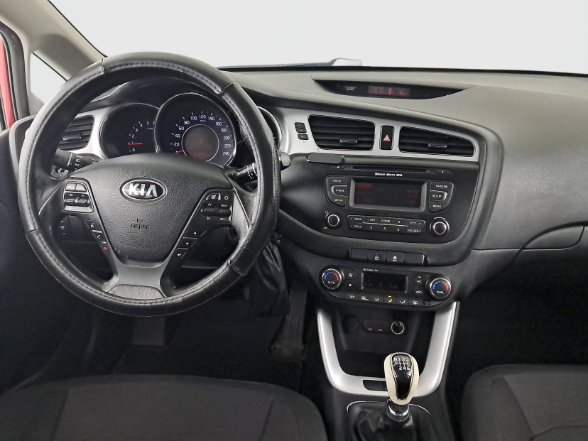 Kia Ceed, 2013