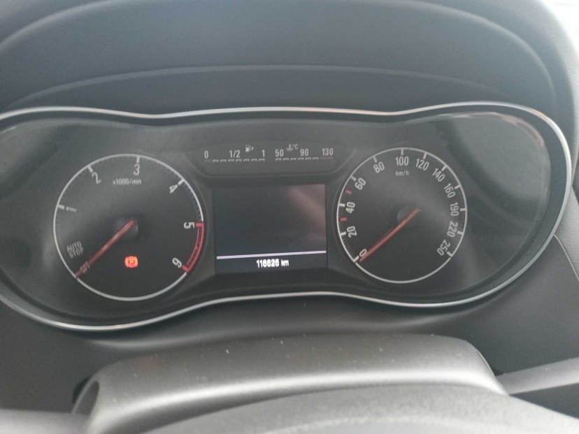 Opel Zafira, 2019