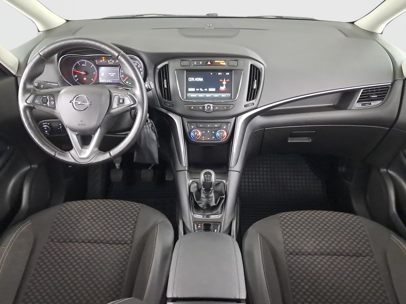 Opel Zafira, 2019