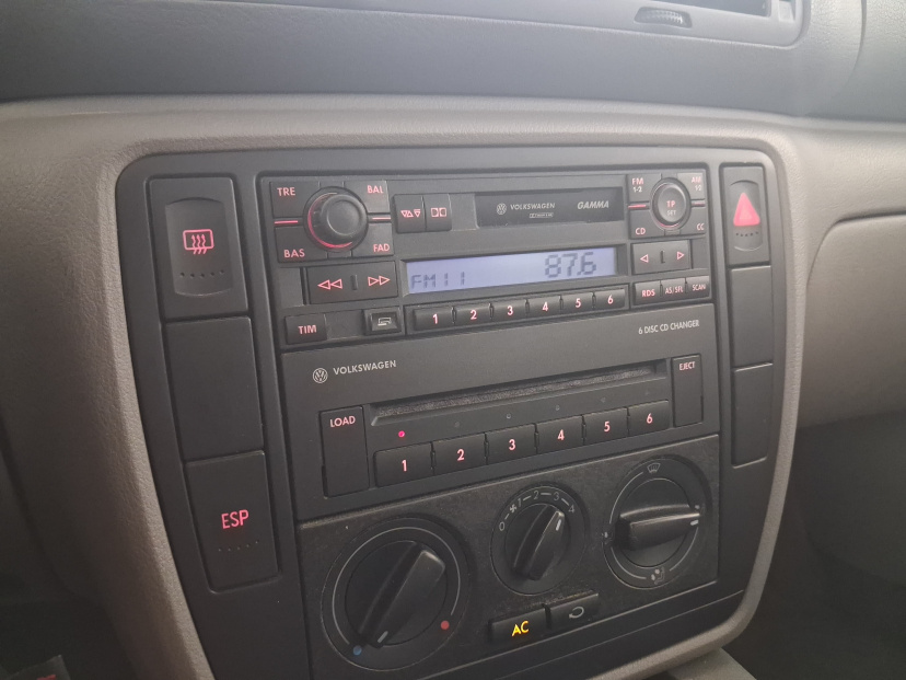 Volkswagen Passat, 2004