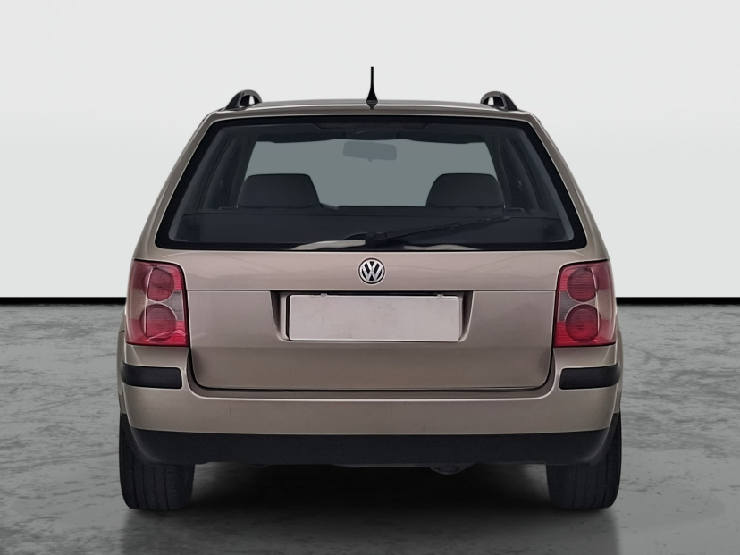 Volkswagen Passat, 2004