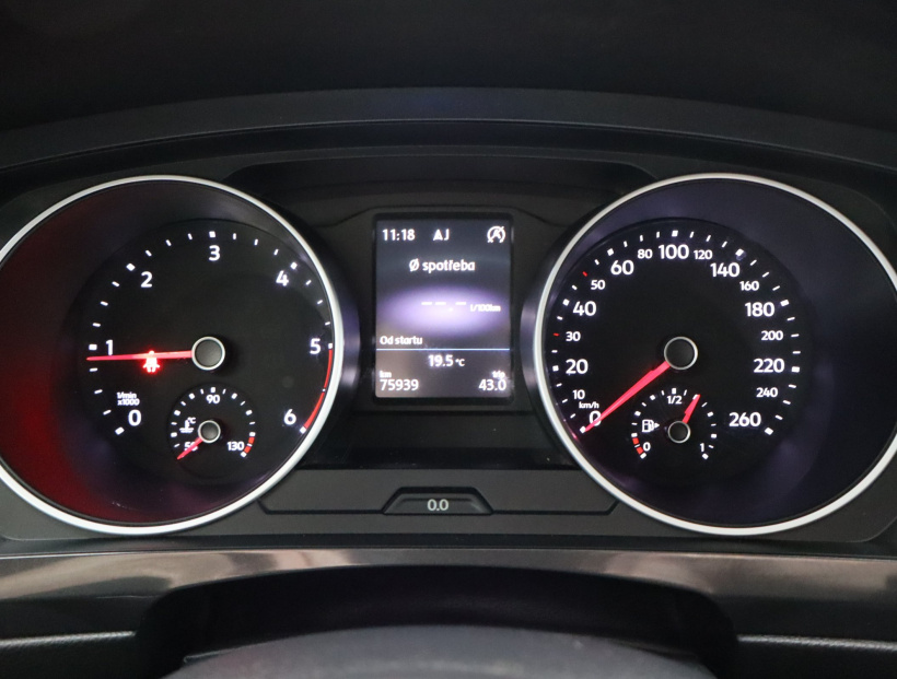 Volkswagen Tiguan, 2016
