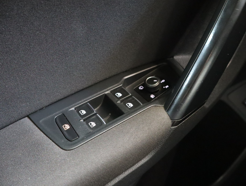 Volkswagen Tiguan, 2016