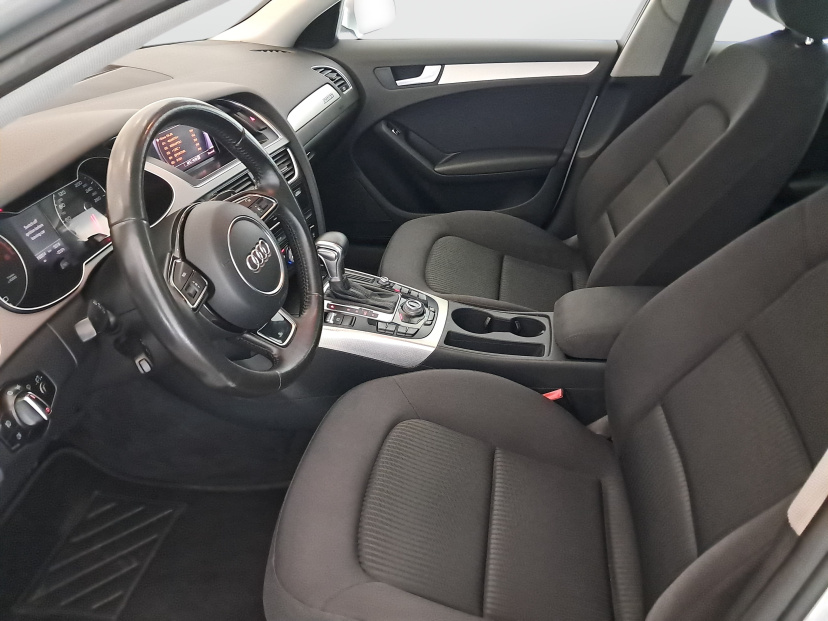 Audi A4, 2013
