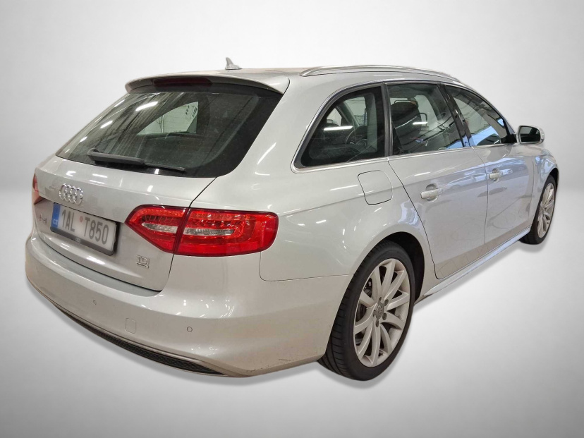 Audi A4, 2013