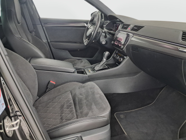 Škoda Superb - 2023