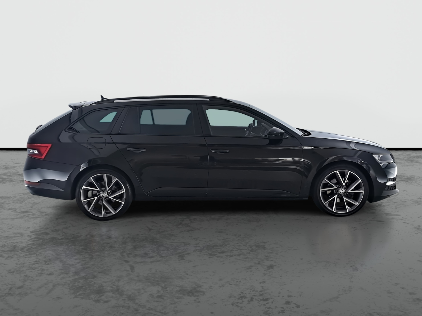 Škoda Superb - 2023